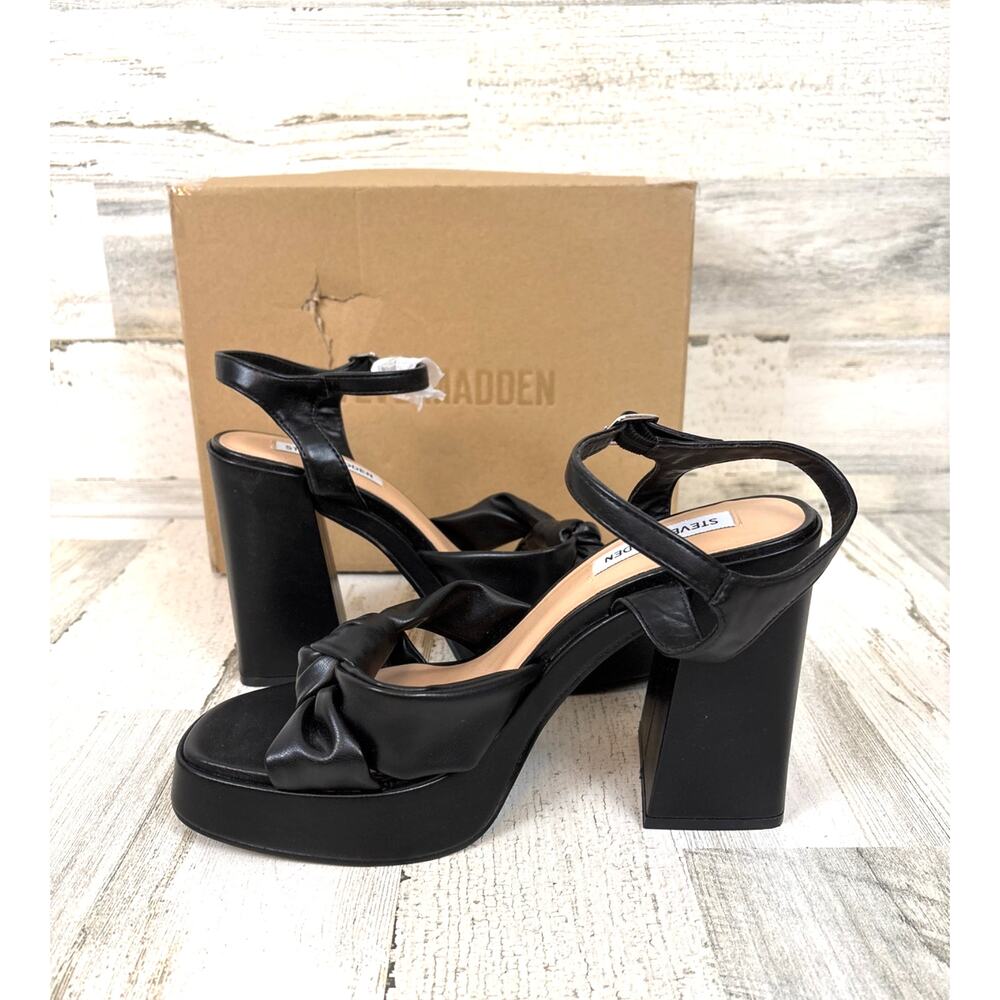 Steve Madden Womens 9.5 Black Acceptance Strappy Heeled Sandals NWT